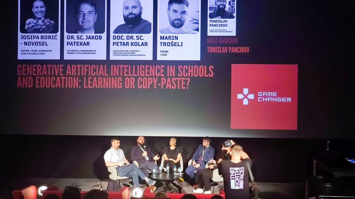 Sudionici panel diskusije na Game Changer 3.0. konferenciji