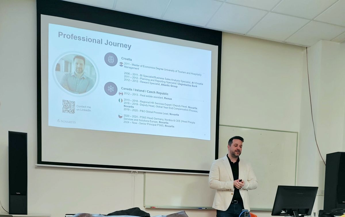 Sven Srebrić, Program Director iz Novartisa