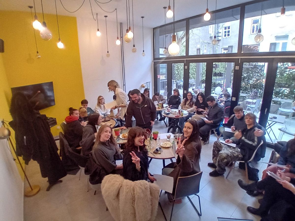 Travanjski Erasmus Buddy Program na VERN'u okupio je 30-ak studenata