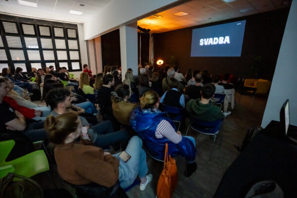 Projekcija filma "Svadba" na Sveučilištu VERN'