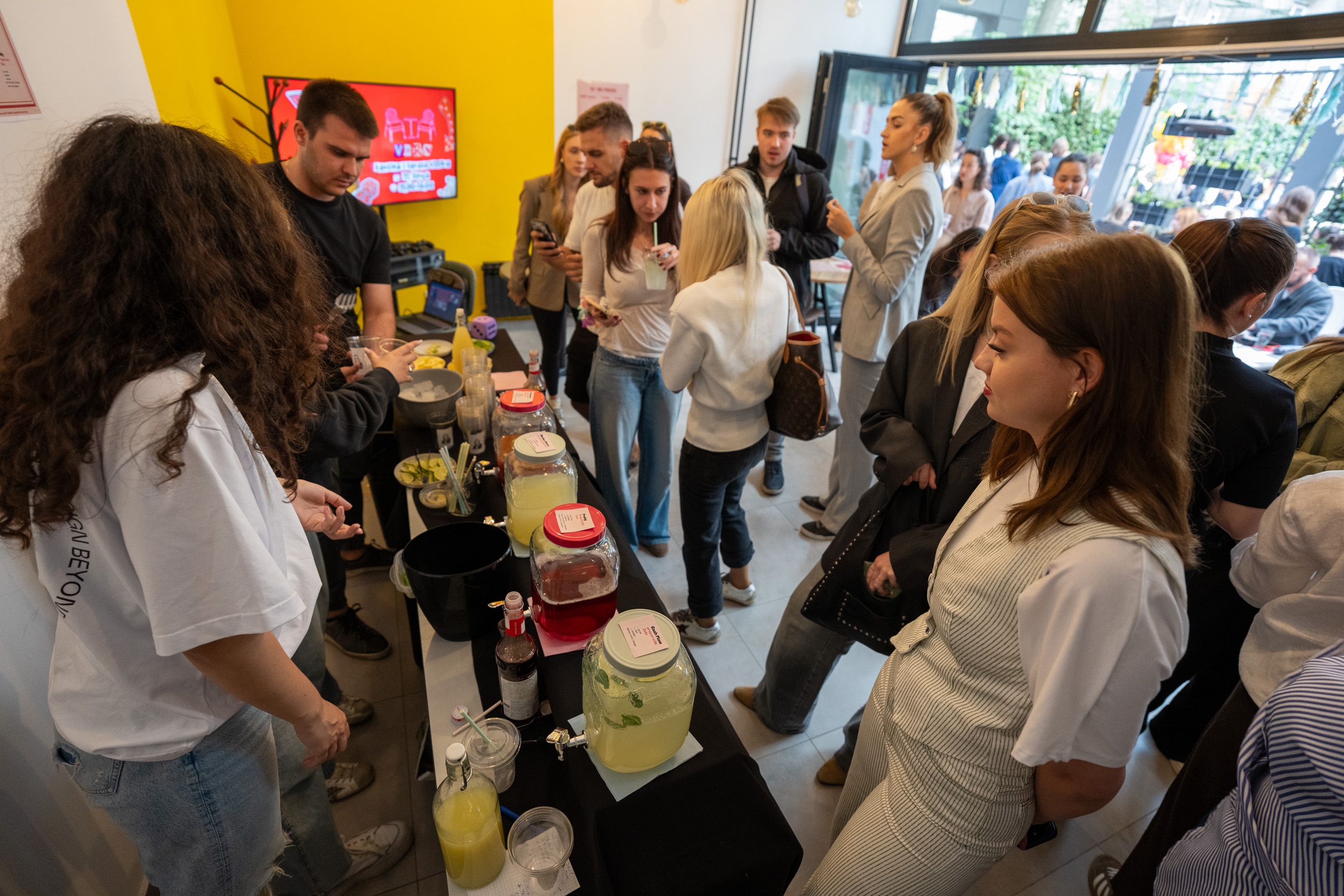 „AJ’ NA PAUZU“ i „MEET&REPEAT“ evente organizirali su studenti Sveučilišta VERN'