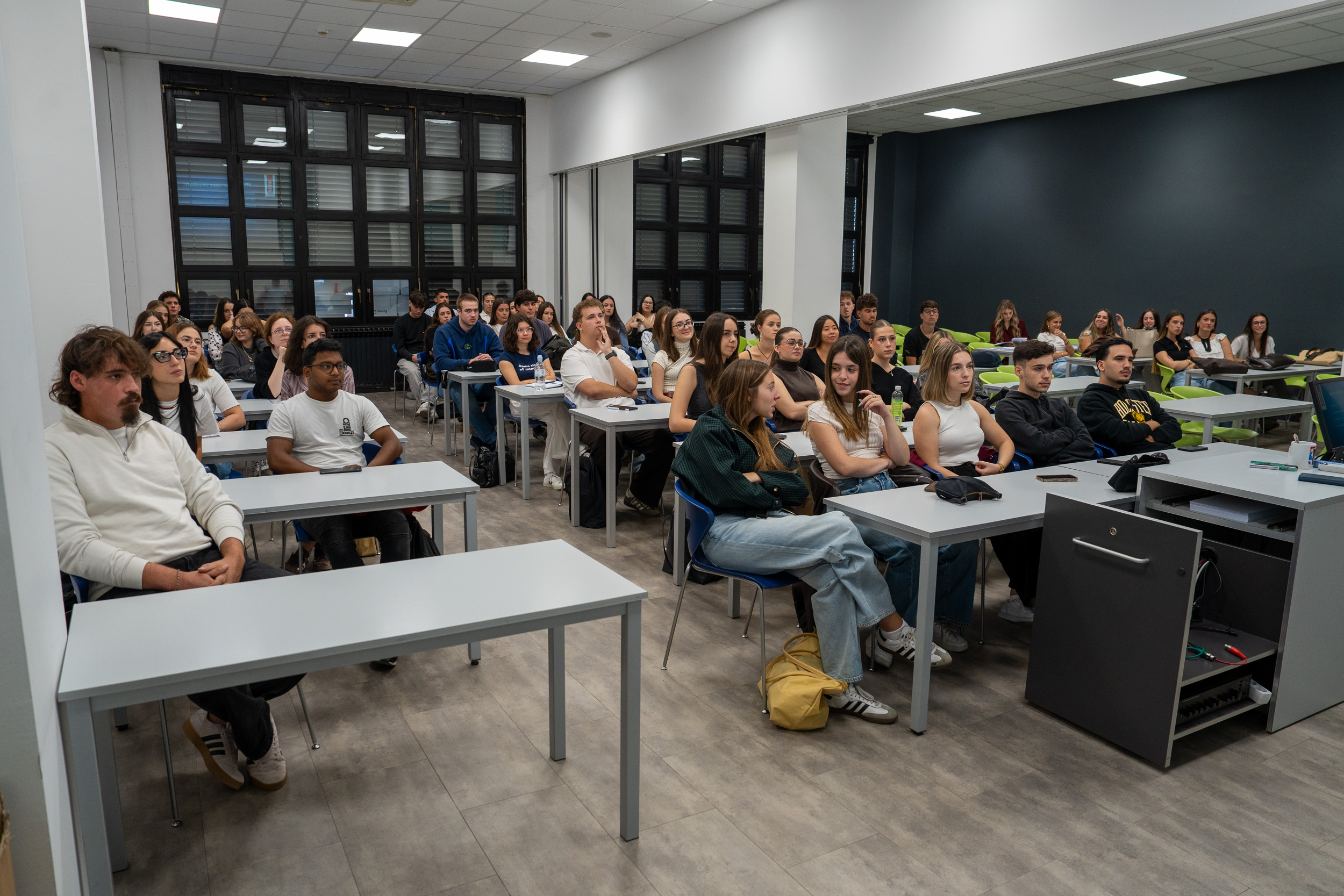 Nova generacija Erasmus studenata na Sveučilištu VERN' u zimskom semestru akademske godine 2026./2027.